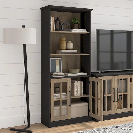 Libreria a 5 ripiani Westbrook con ante in vetro di Bush Furniture