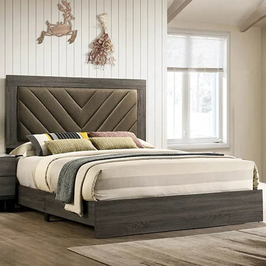 Letto matrimoniale king size in legno con testiera alta imbottita