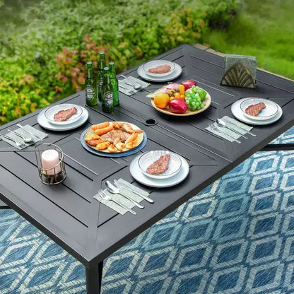 Set da pranzo da esterni da 7 pezzi con sedie in alluminio e grande tavolo rettangolare in metallo con foro per ombrellone - Grigio - Captiva Designs