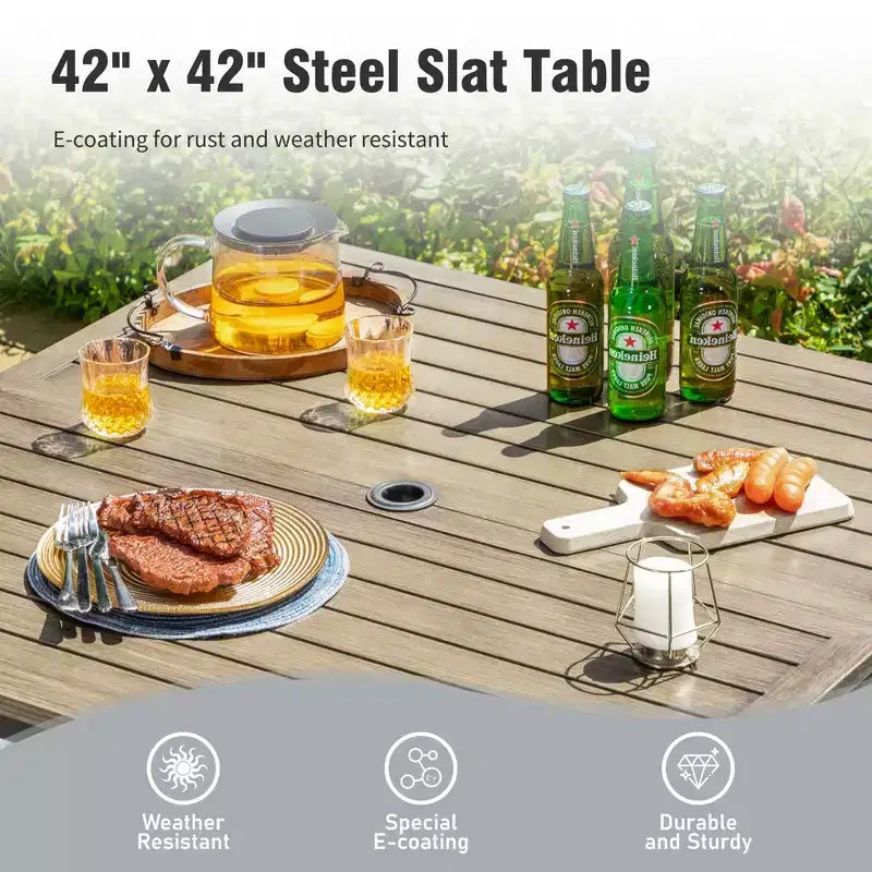 Captiva Designs Set da pranzo da 5 pezzi per esterni in acciaio con tavolo quadrato effetto legno e sedie in metallo con cuscino