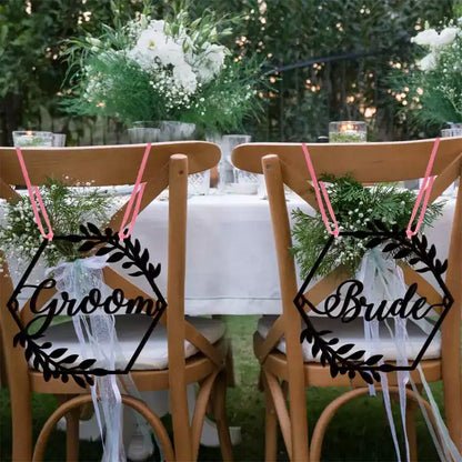 1 Pair Mr and Mrs Chair Signs Wooden Bride and Groom Signs Decoration Chair Back Hanging Pendant with Ribbon Wedding Hanging Sign for Wedding