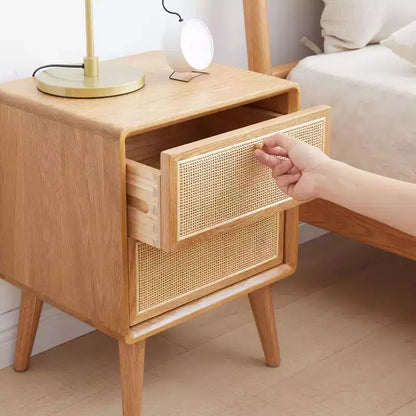 Comodino in puro rovere massiccio con 2 cassetti, mobiletto in legno con frontali in rattan, tavolino laterale minimalista - Panipeachy
