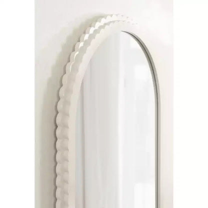 Specchio ad arco in legno Scallia Kate and Laurel, bianco, 20x30