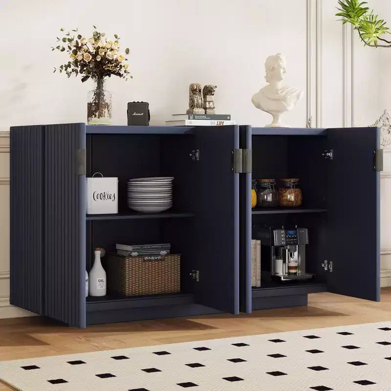 Madia Buffet Clihome con ante scanalate e ampio spazio contenitore, mobile credenza con ripiani regolabili