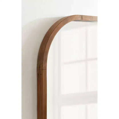Specchio ad arco con cornice in legno Kate and Laurel Winn