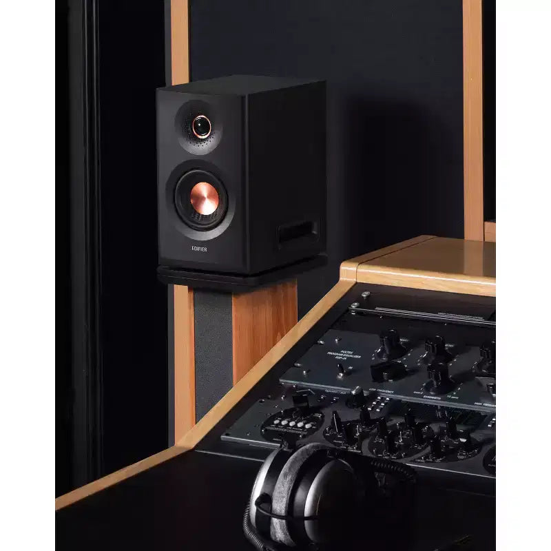110-Watt-RMS Bluetooth MR5 Powered 2.0 Studio Monitor Speaker Set with 5-In. Woofers, Hi-Res Audio/Hi-Res Audio Wireless, Pair