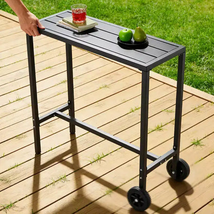 Tavolo da Bar Mobile da Esterno con Ruote, Piano in Metallo a Doghe Impermeabile, Tavolo da Altezza Bancone per Patio, Bordo Piscina, Giardino e Cucina