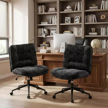 Sedia da ufficio vintage senza braccioli con schienale trapuntato, sedia da scrivania regolabile in altezza con rotelle e base in metallo nero, marrone