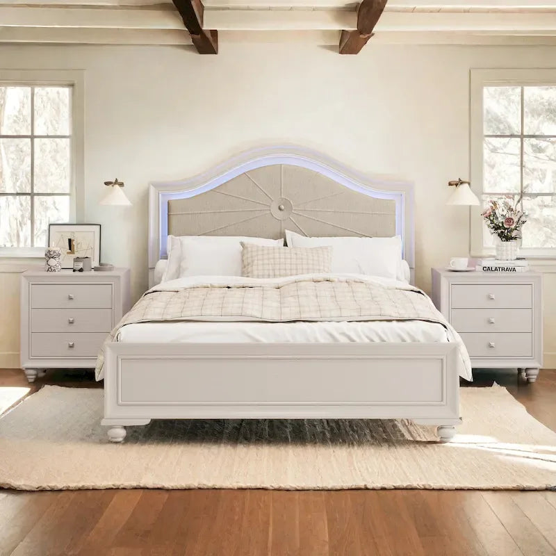 Letto matrimoniale moderno in legno con luci LED nascoste, testiera curva imbottita, non richiede box spring, grigio crema