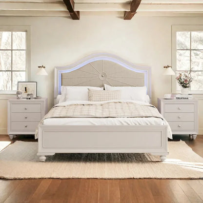 Letto matrimoniale moderno in legno con luci LED nascoste, testiera curva imbottita, non richiede box spring, grigio crema