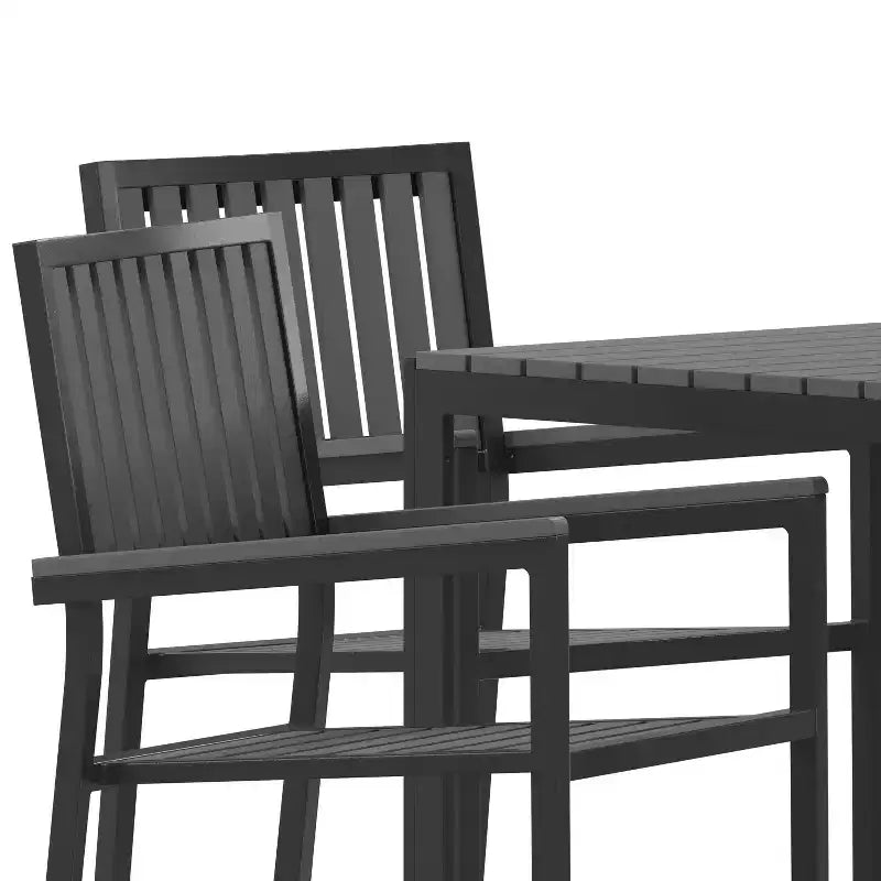 Set da pranzo Merrick Lane da 5 pezzi per interni/esterni con tavolo e quattro sedie con doghe in poliresina nera