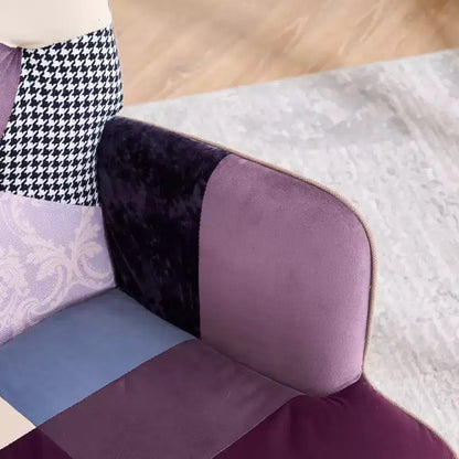 Poltrona Wingback FERPIT Patchwork con Rivestimento in Tessuto e Gambe in Legno di Gomma