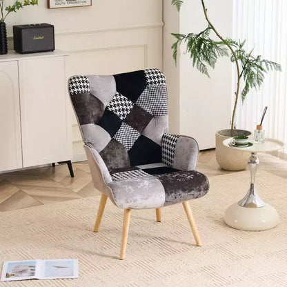 Poltrona Wingback FERPIT Patchwork con Rivestimento in Tessuto e Gambe in Legno di Gomma