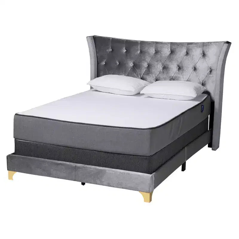 Letto con pannelli in metallo Easton di Baxton Studio, stile contemporaneo, glamour e lussuoso