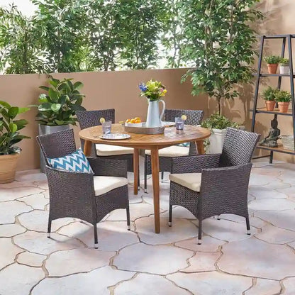 Set da pranzo da 5 pezzi in legno e vimini Biella Outdoor di Christopher Knight Home