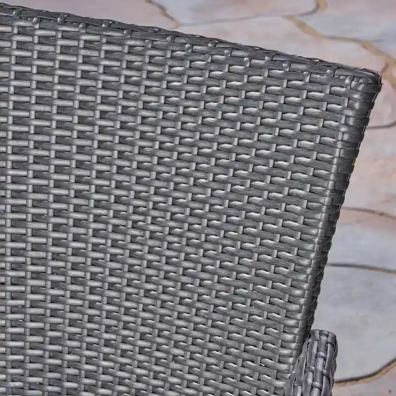 Set da pranzo da 5 pezzi in legno e vimini Biella Outdoor di Christopher Knight Home