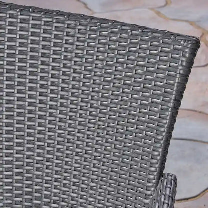 Set da pranzo da 5 pezzi in legno e vimini Biella Outdoor di Christopher Knight Home