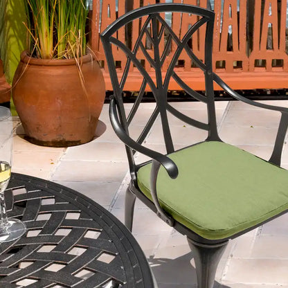 Set da 2 sedie da patio per esterni, in fusione di alluminio, nere con bordo verniciato color oro
