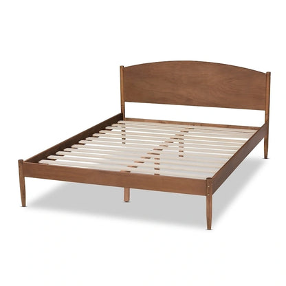 Letto a piattaforma Mid-century moderno in legno Carson Carrington Taftarod