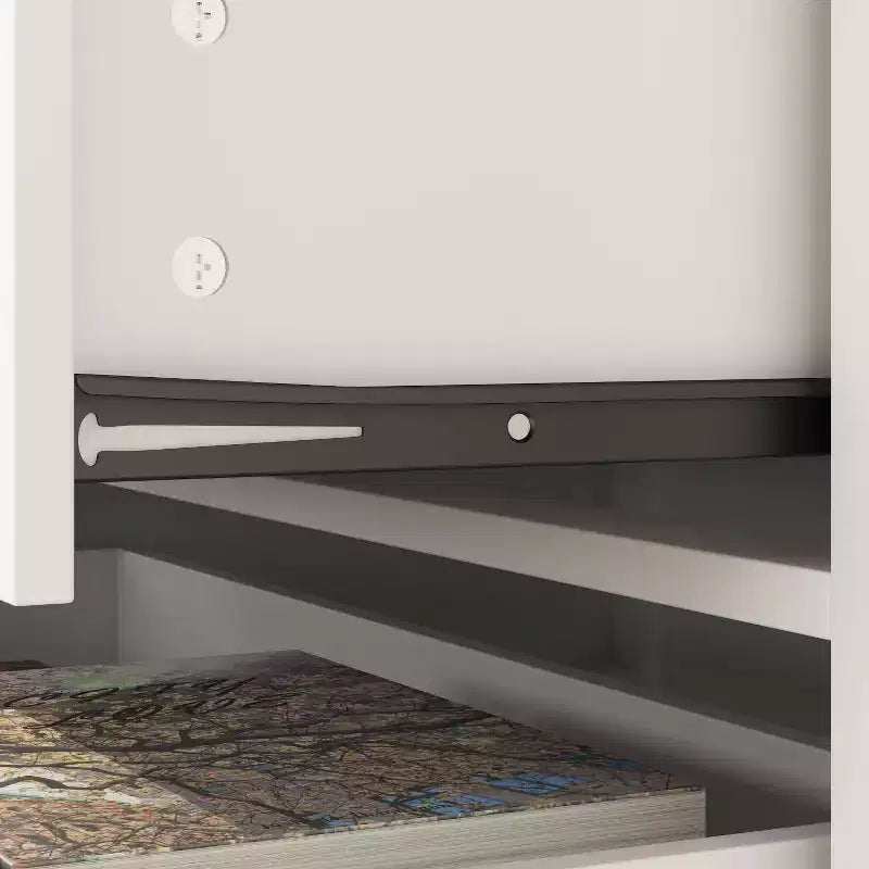 Comò verticale moderno Famapy bianco a 6 cassetti con gambe robuste e maniglie in metallo