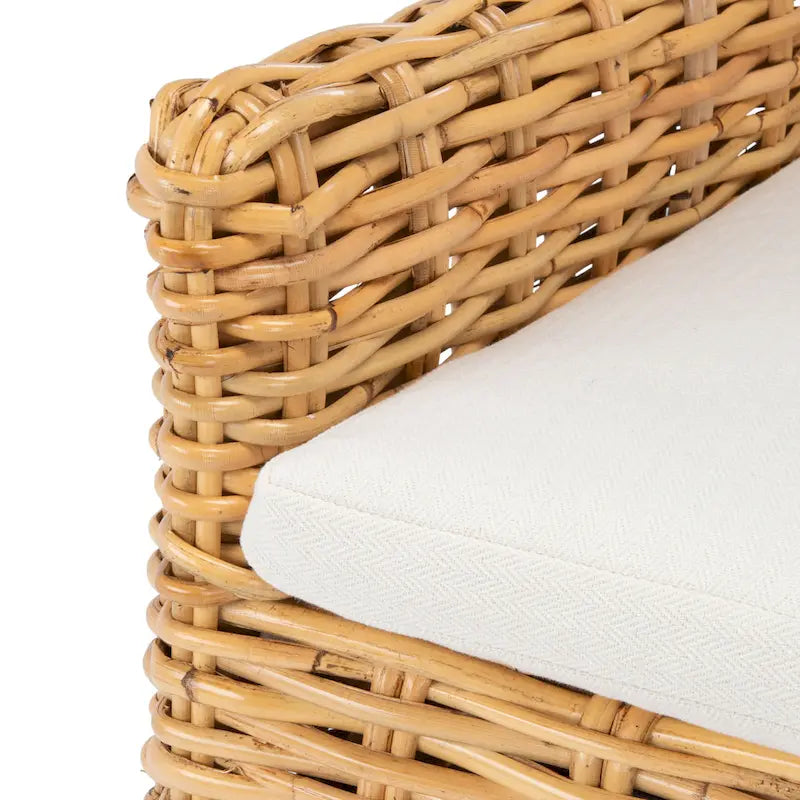 SAFAVIEH Winnifred Coastal Rattan Accent Chair with Cushion - 18.5  W x 22.8  L x 38.2  H - 19Wx23Dx38H