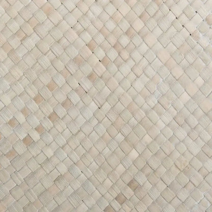 SAFAVIEH Dessa 2-Drawer 1-Shelf Accent Table. - 21  W x 18  D x 27  H - 21Wx18Dx27H