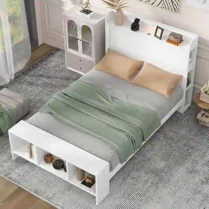 Letto a piattaforma con mensole integrate, luce LED e porte USB, full/twin size