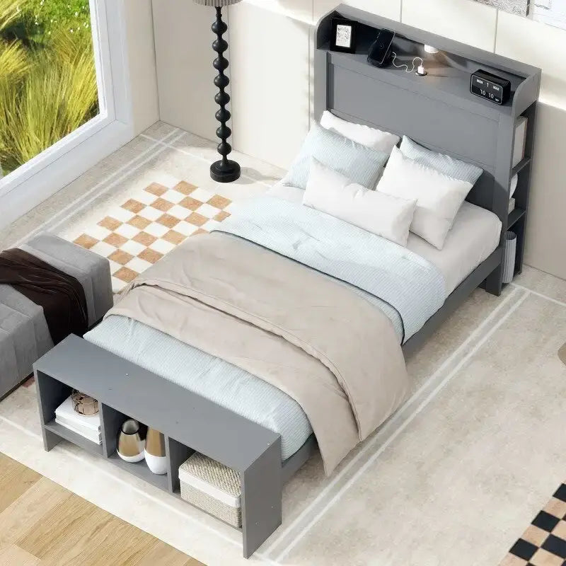 Letto a piattaforma con mensole integrate, luce LED e porte USB, full/twin size