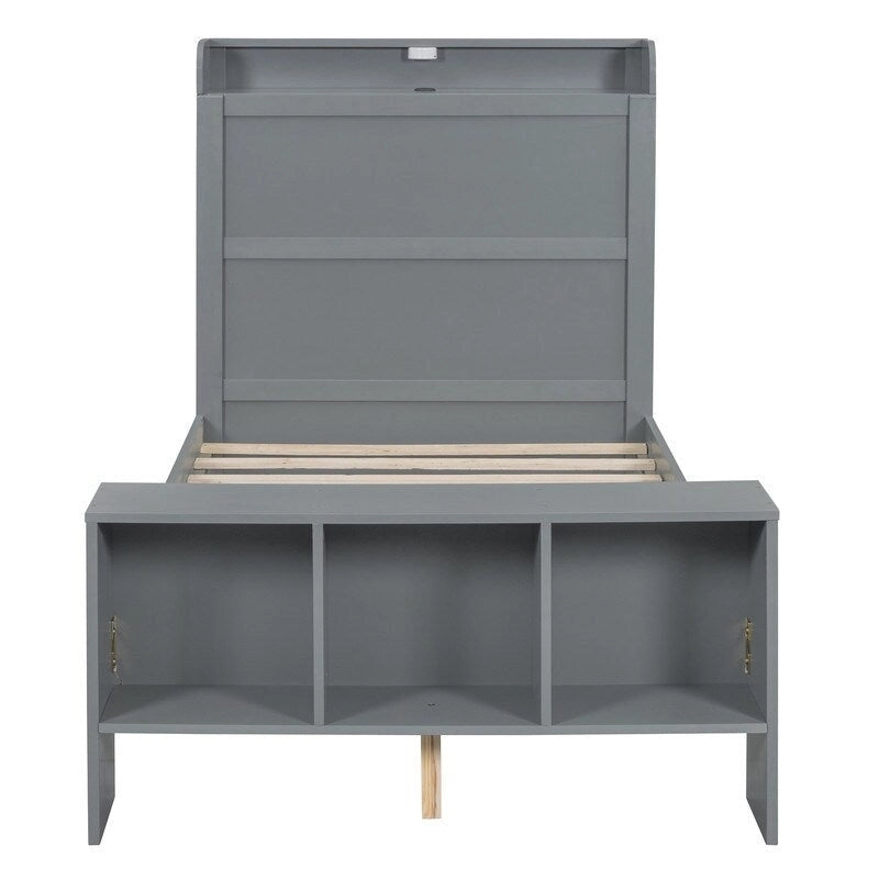 Letto a piattaforma con mensole integrate, luce LED e porte USB, full/twin size