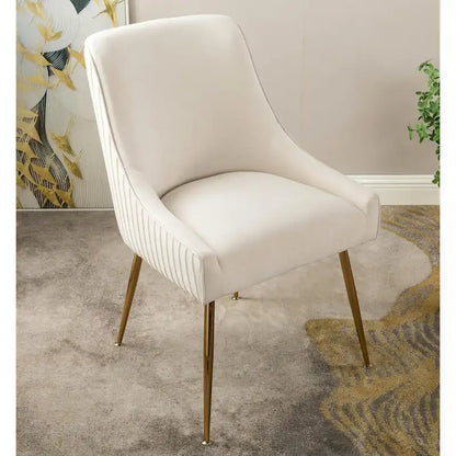 Luxury Velvet Chair with Elegant Scoop Back Design Gold Metal Legs and Soft Upholstery Comfortable Seating